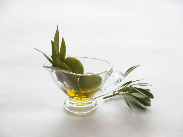 oliveoil04-min