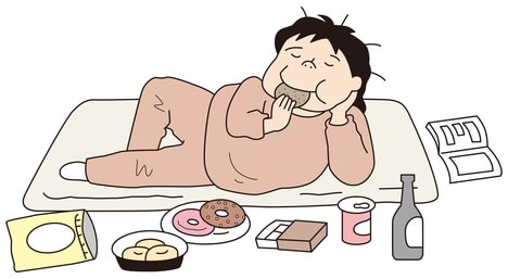横になりお菓子を食べる太っている女性のイラスト
