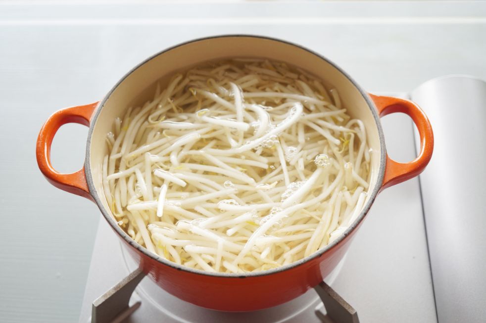 もやし　スープ　鍋